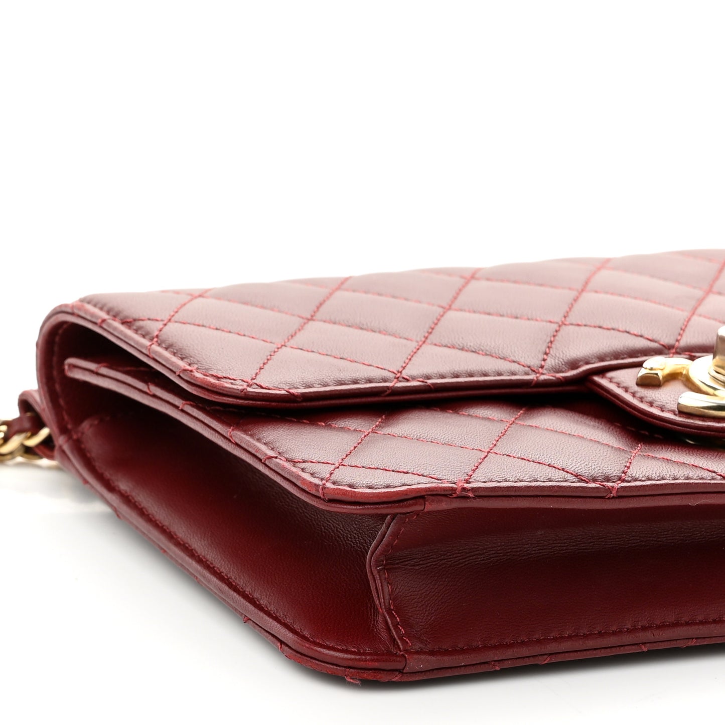 Lambskin Quilted Medium Crossing Times Flap Red