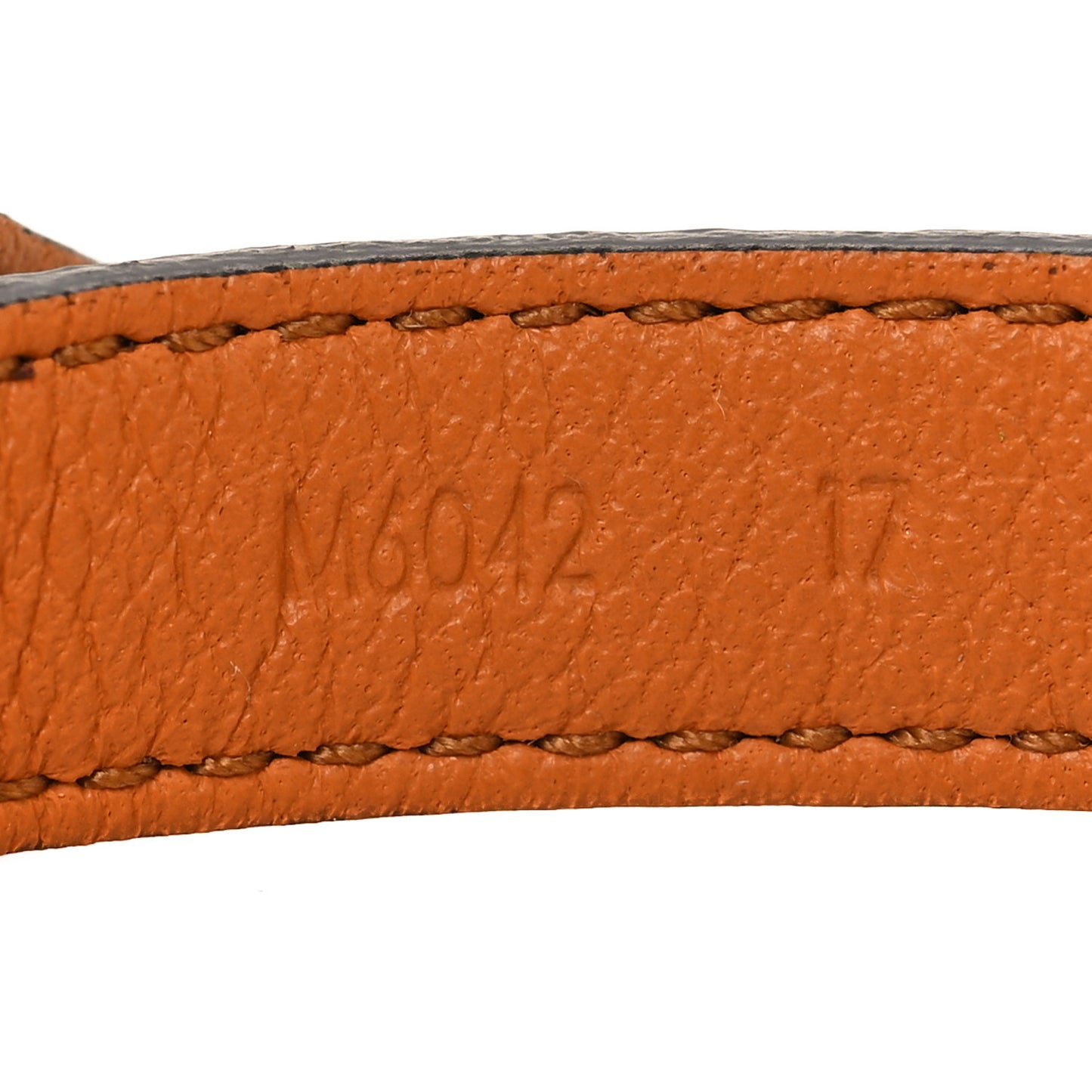 Monogram Essential V Bracelet 17
