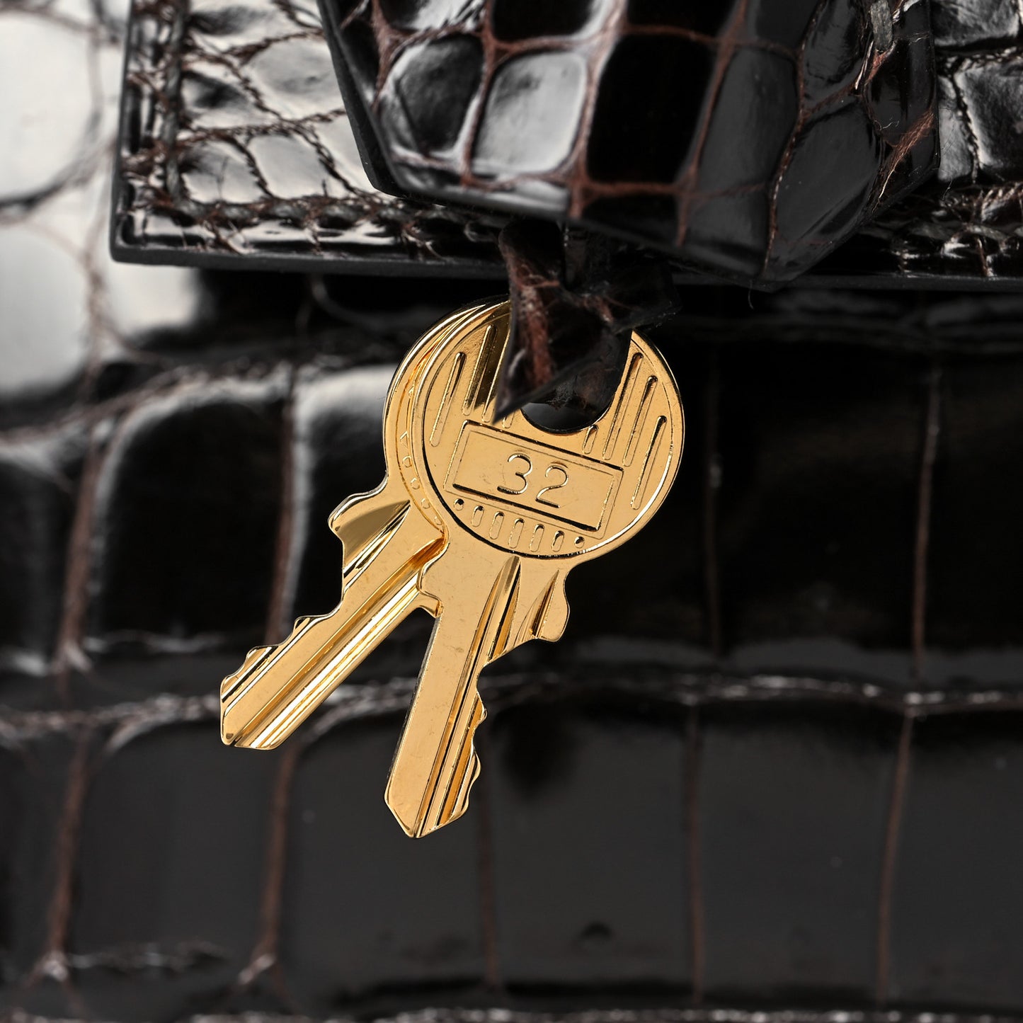 Shiny Niloticus Crocodile Kelly Sellier 28 Macassar