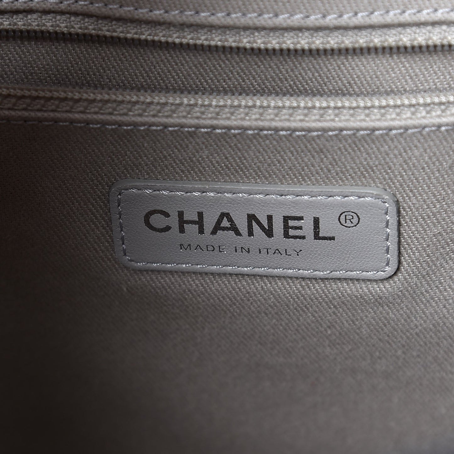 Glazed Calfskin Small Deauville Tote Black