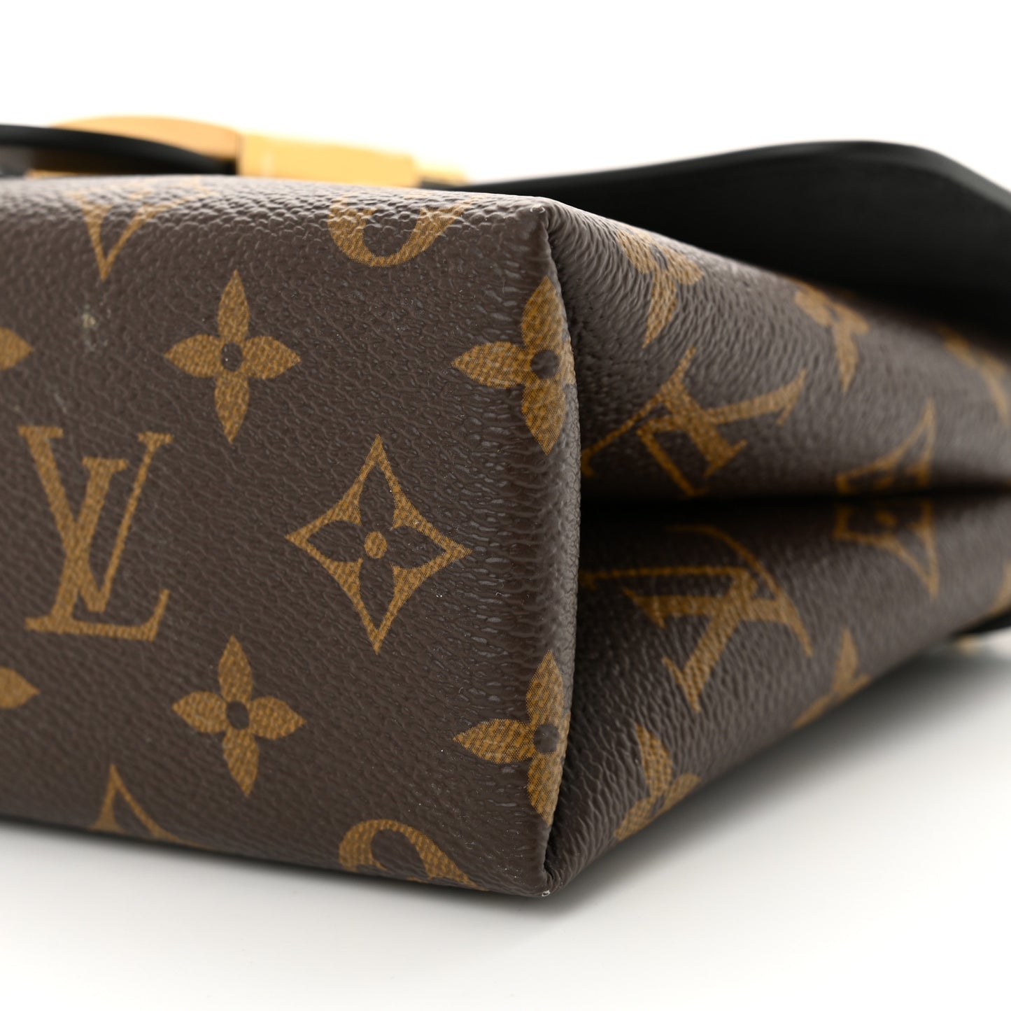 Monogram Locky BB Black