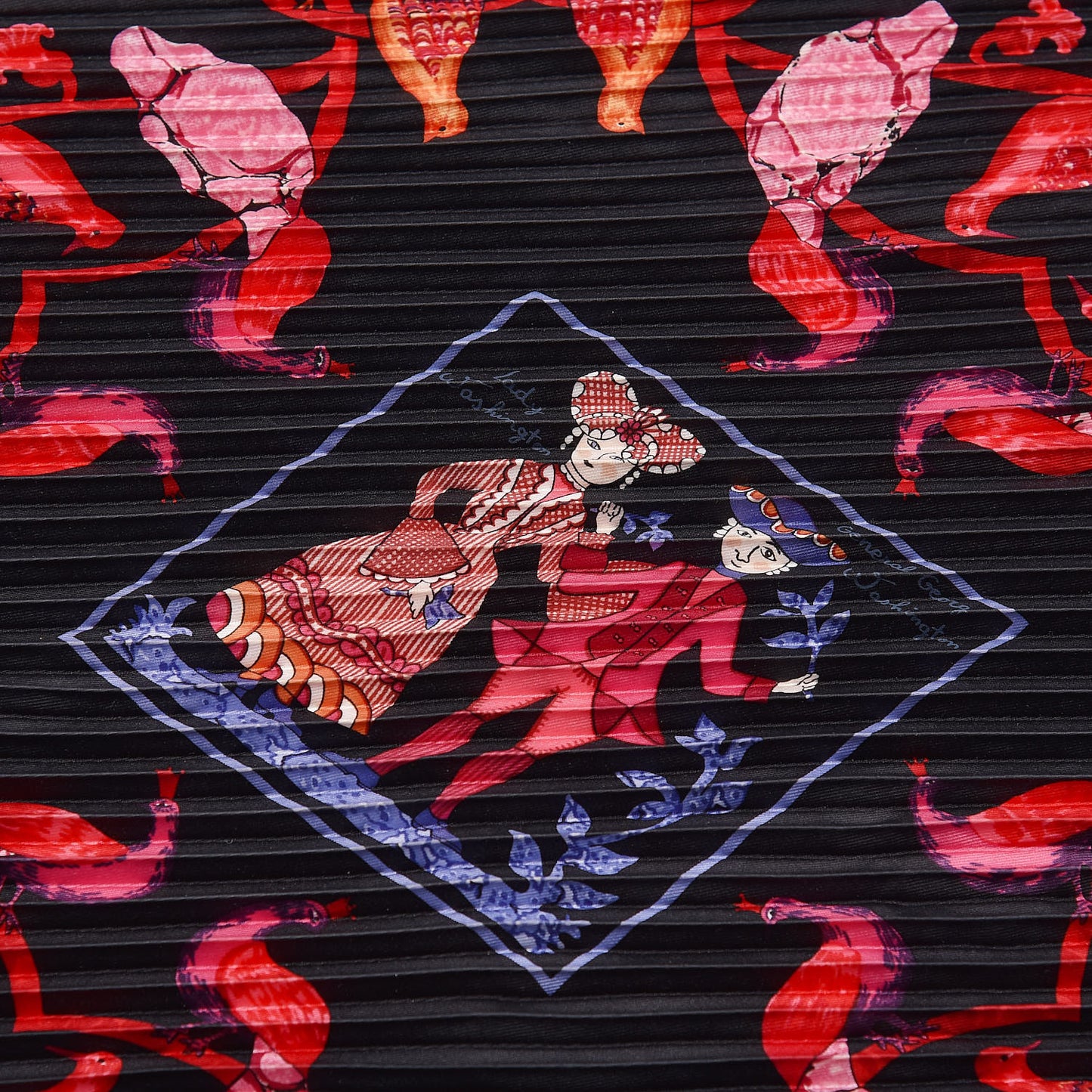 Silk Plisse Early America Scarf 90 Black Bleu Nuit Rouge