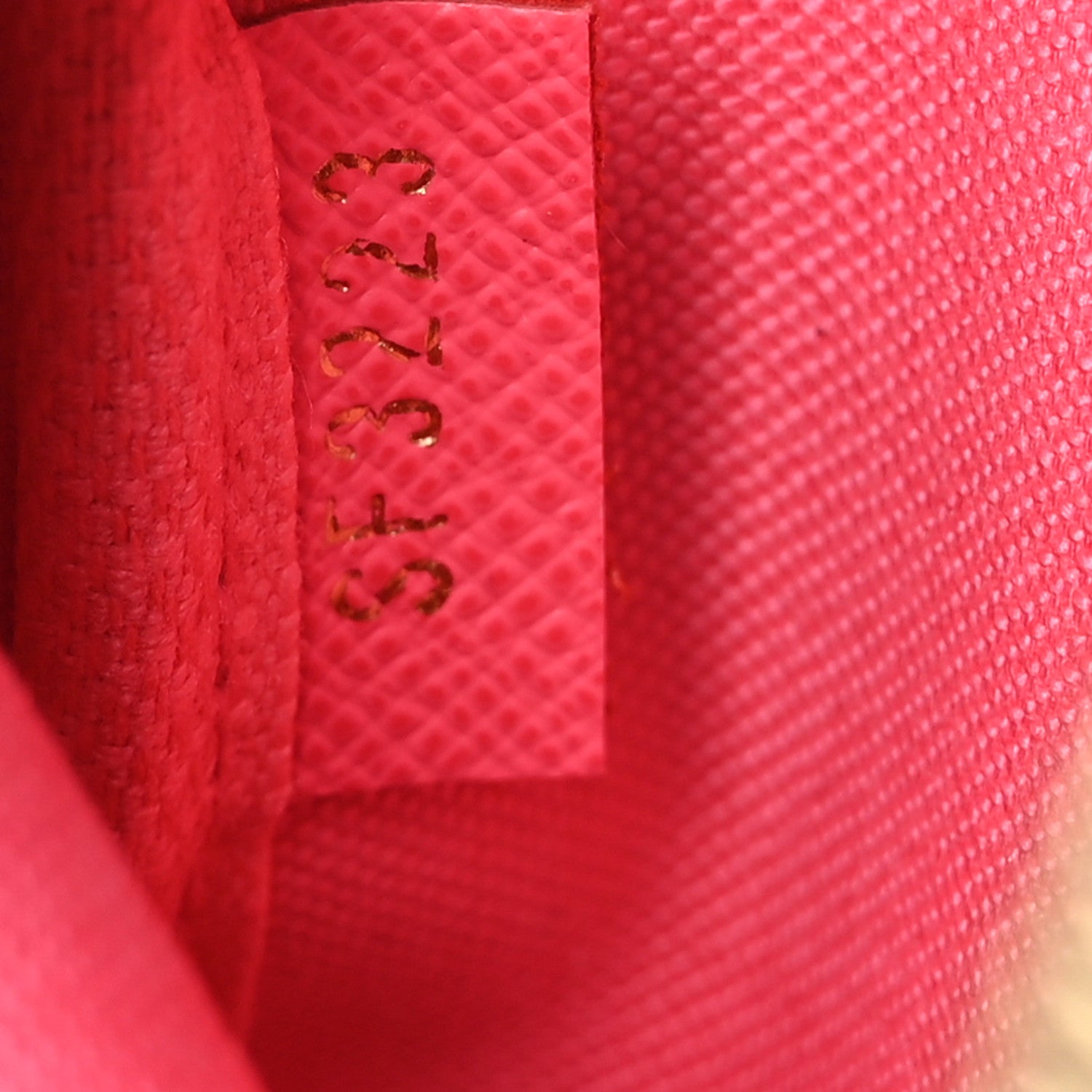 Louis Vuitton Monogram 2023 Christmas Animation Sailing Pochette Accessories Dragon Fruit Pink 6 of 10
