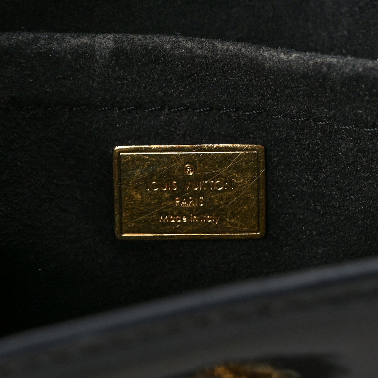 Louis Vuitton Vernis Epi Monogram Spring Street Black 6 of 13