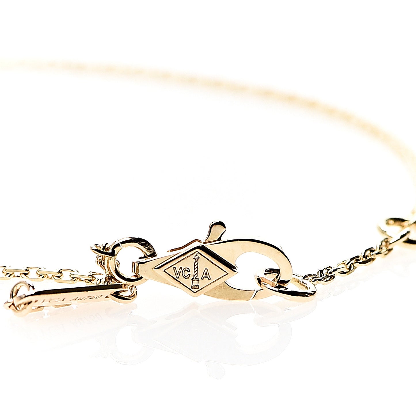 18K Yellow Gold Mother of Pearl Sweet Alhambra Bracelet