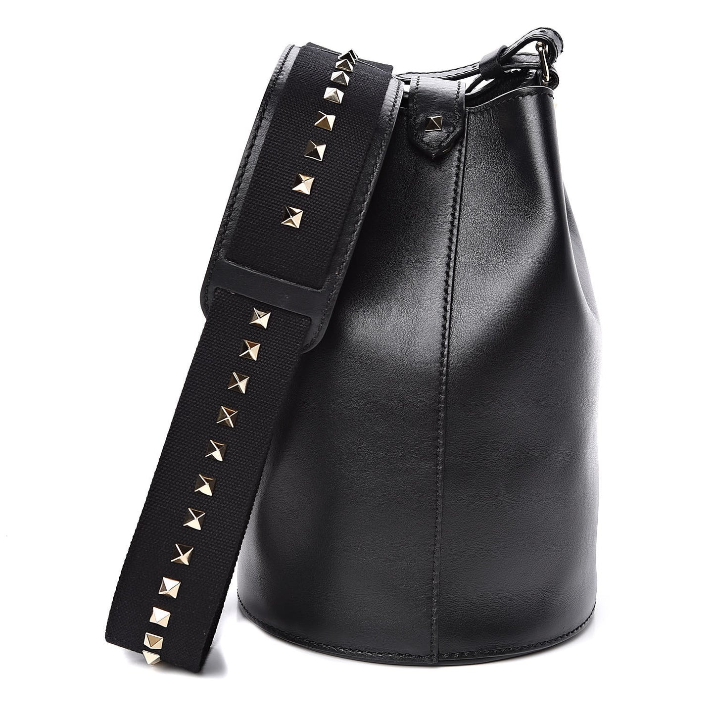 Vitello Rockstud Bucket Bag Black