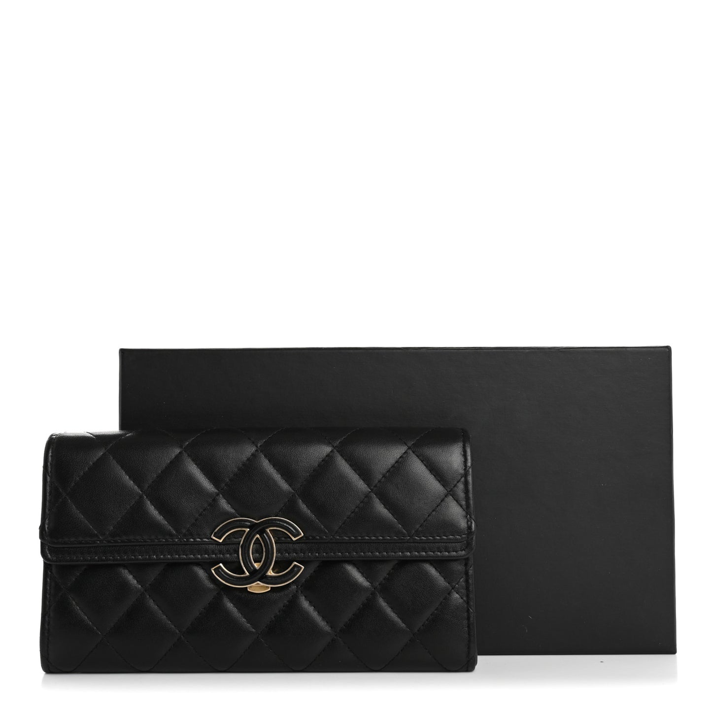 Lambskin Quilted CC Chic Gusset Wallet Black