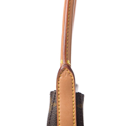 Louis Vuitton Monogram Looping GM 8 of 13
