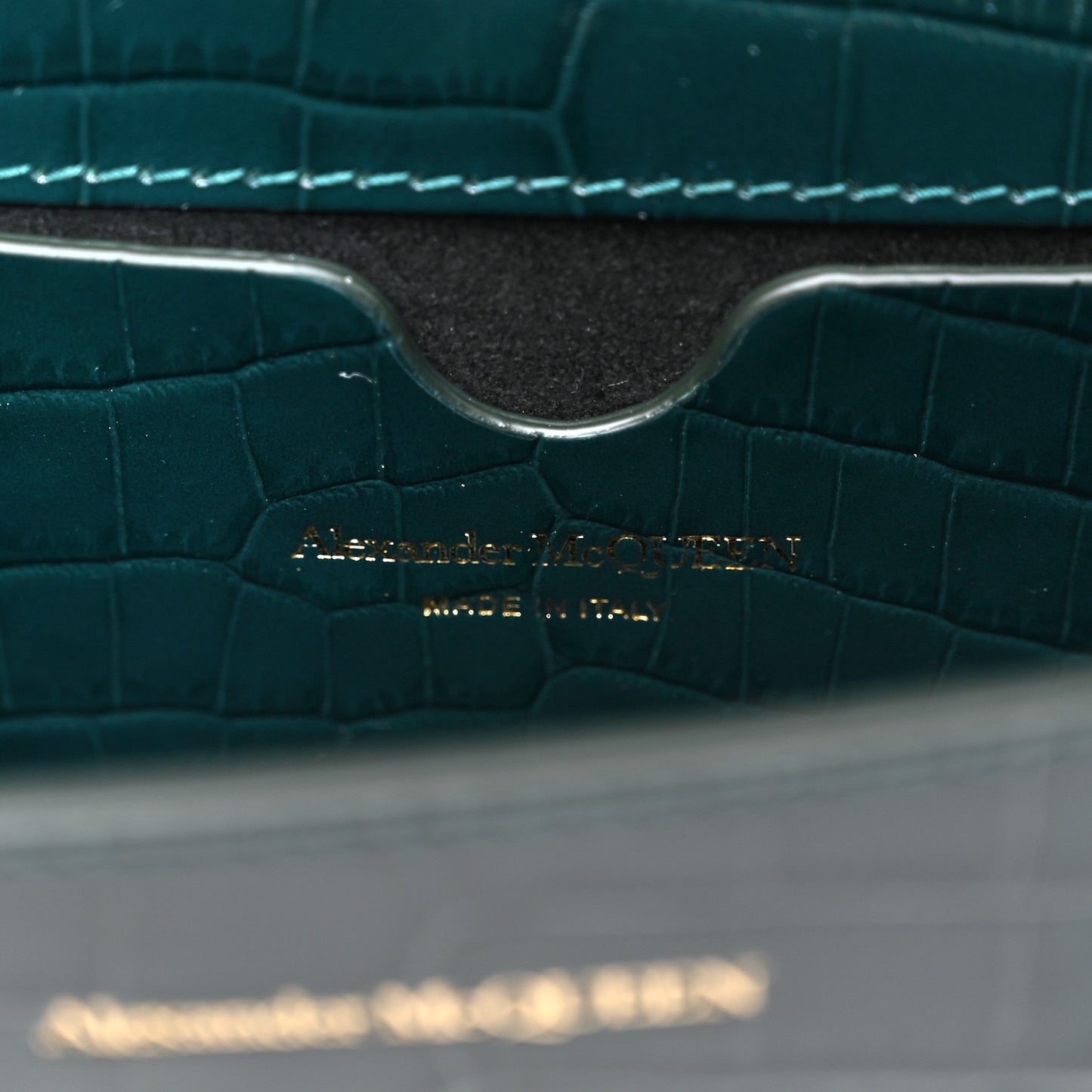 Calfskin Crocodile Embossed Knuckle Shoulder Bag Emerald