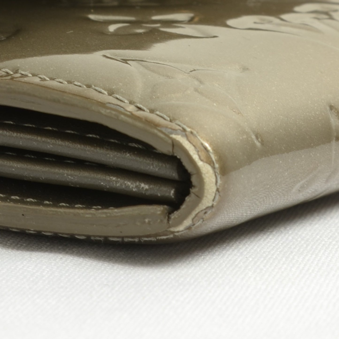 Vernis Sarah Wallet Gris Art Deco