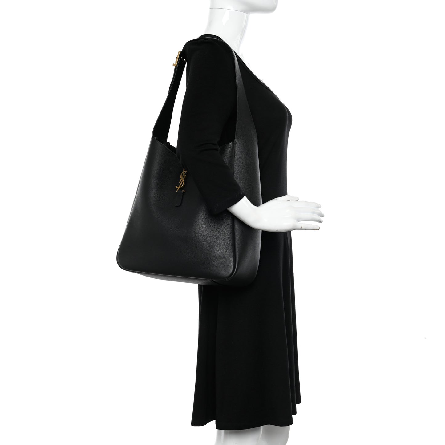 Smooth Calfskin Large Le 5 A 7 Soft Hobo Black