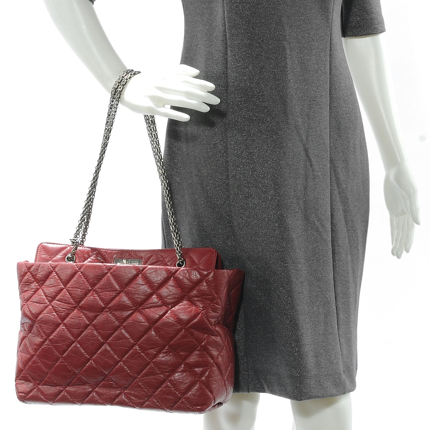 Chanel Aged Calfskin Reissue 2.55 Tote Bag Red 2 of 7