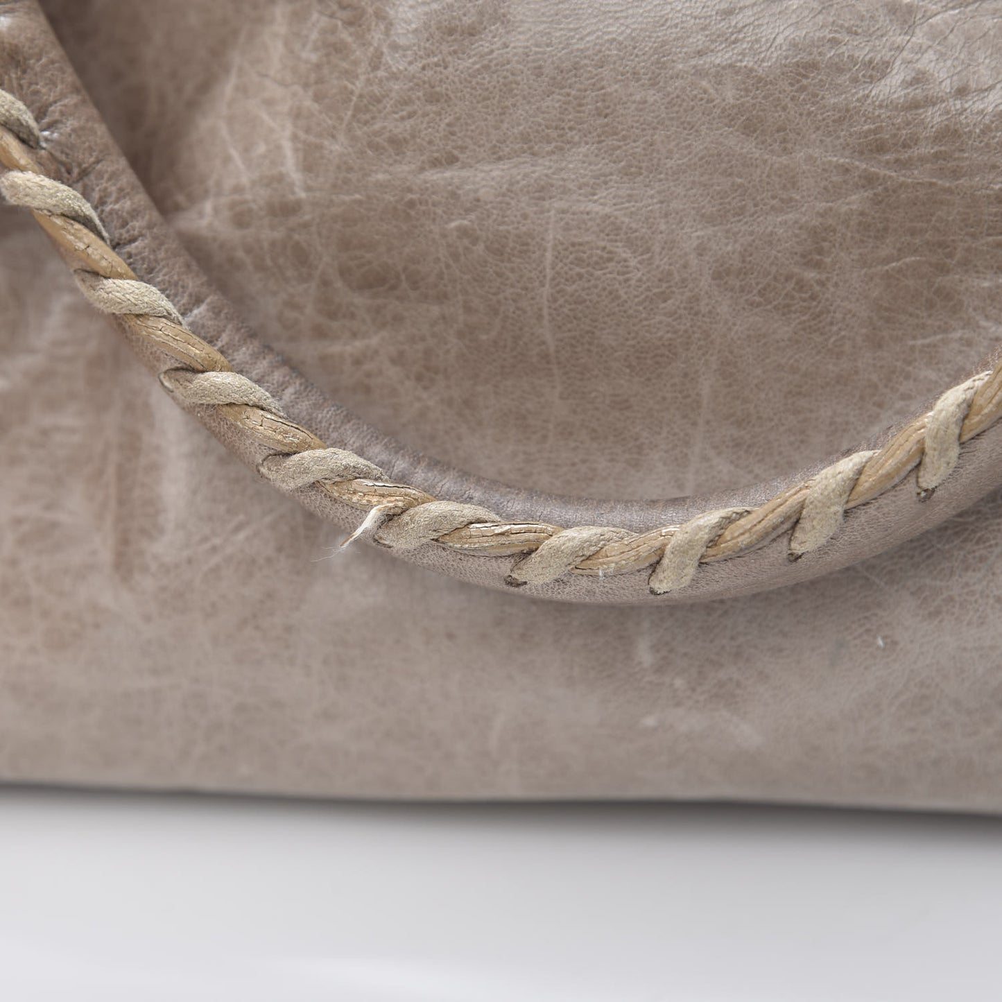 Agneau Classic Hardware Twiggy Taupe