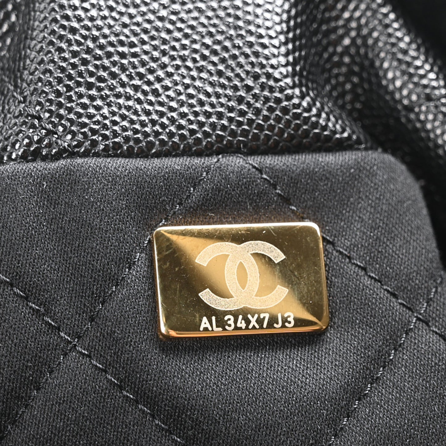 Shiny Caviar Quilted Small Chanel 22 Black