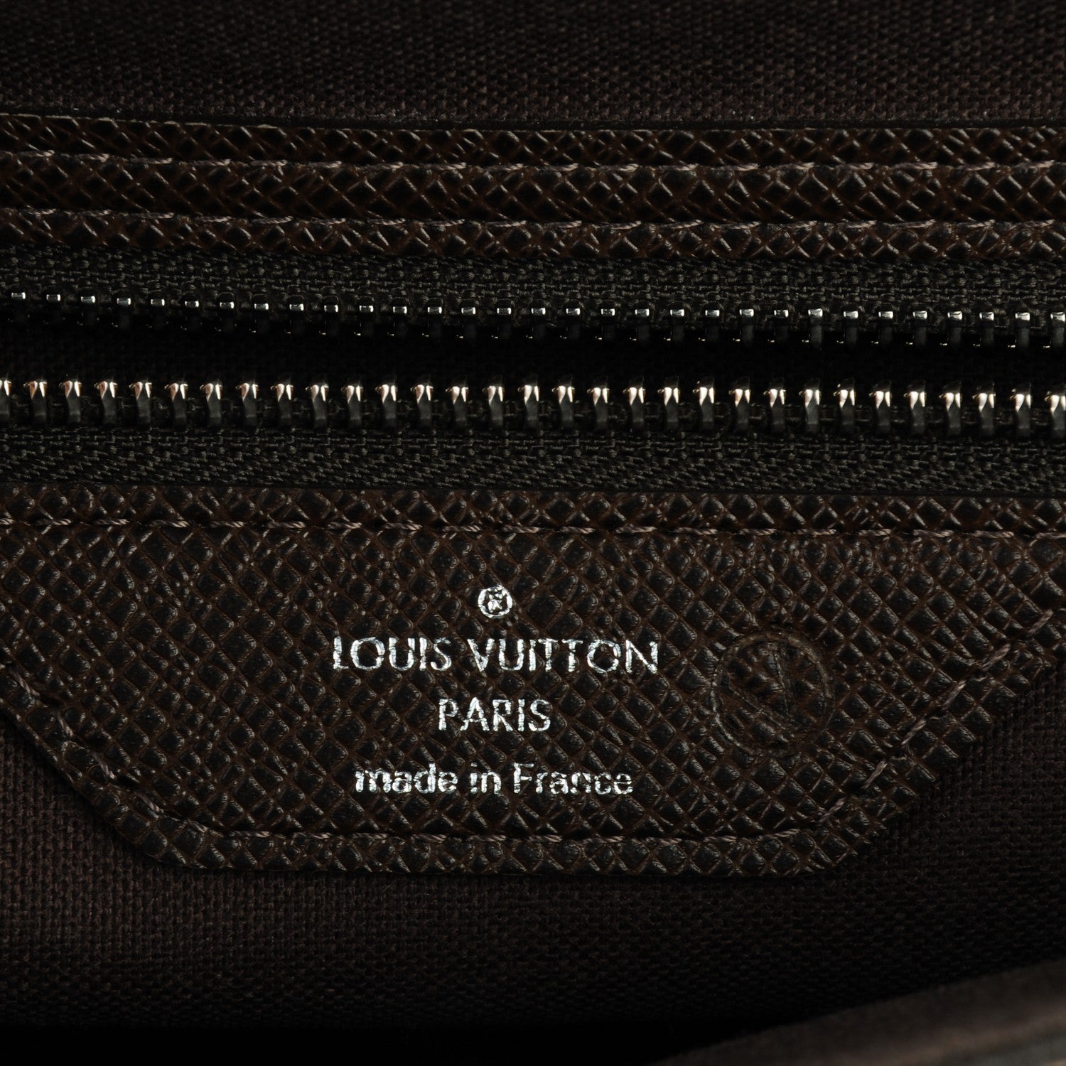 Louis Vuitton Taiga Roman MM Messenger Grizzli 6 of 7