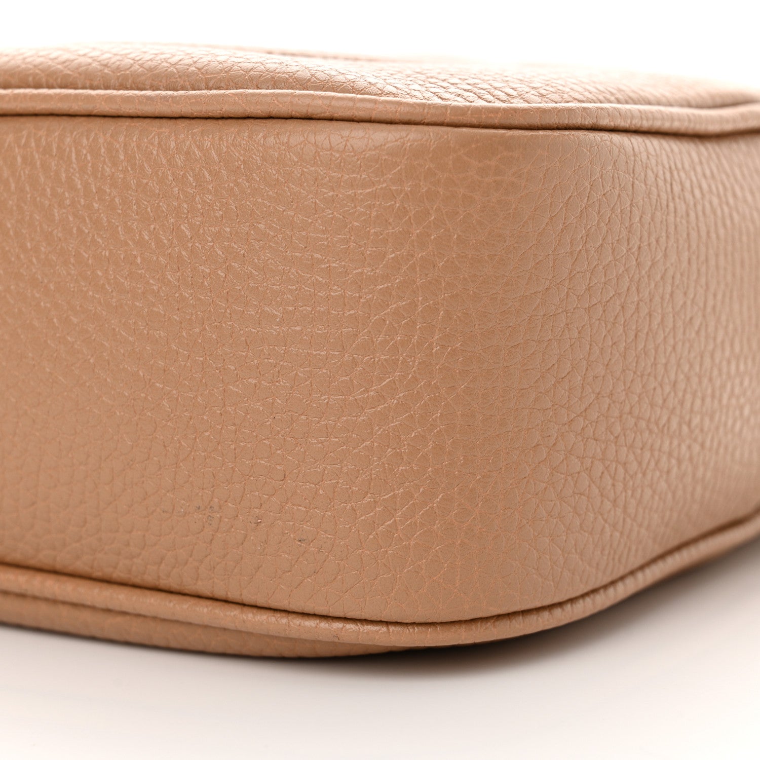 Gucci Pebbled Calfskin Small Soho Disco Bag Camelia 10 of 11