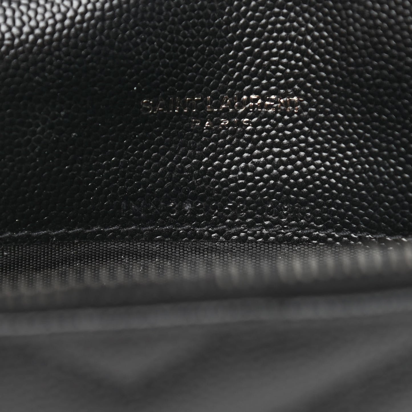 Grain De Poudre Matelasse Chevron Monogram Monochrome Envelope Chain Wallet Black