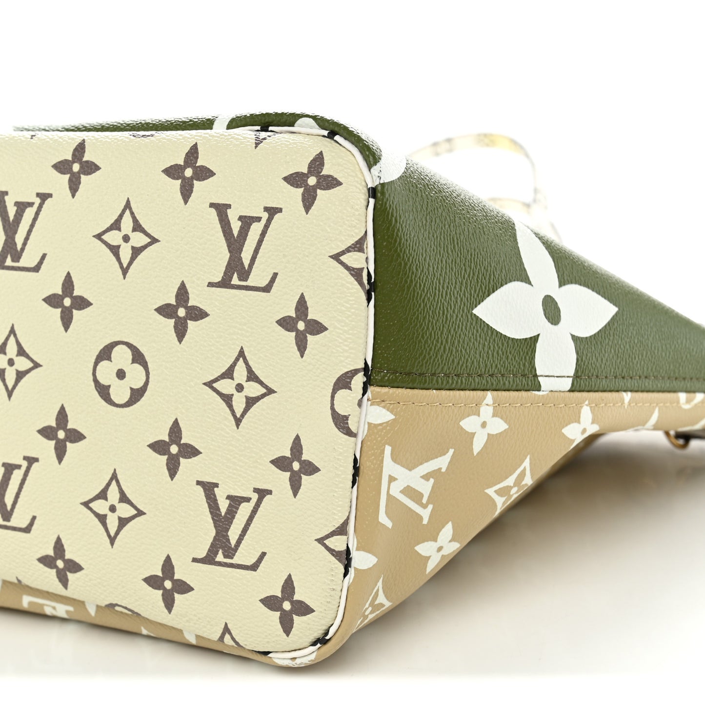 Monogram Giant Neverfull MM Kaki