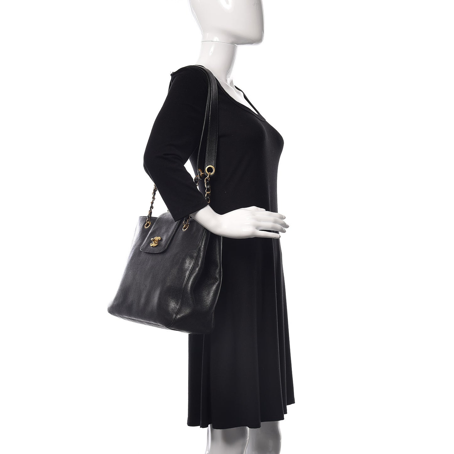Caviar Shoulder Bag Black