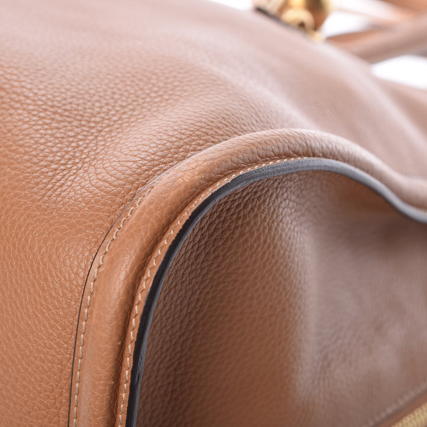 Pebbled Calfskin Large Skull Padlock Zip Around Tote Camel
