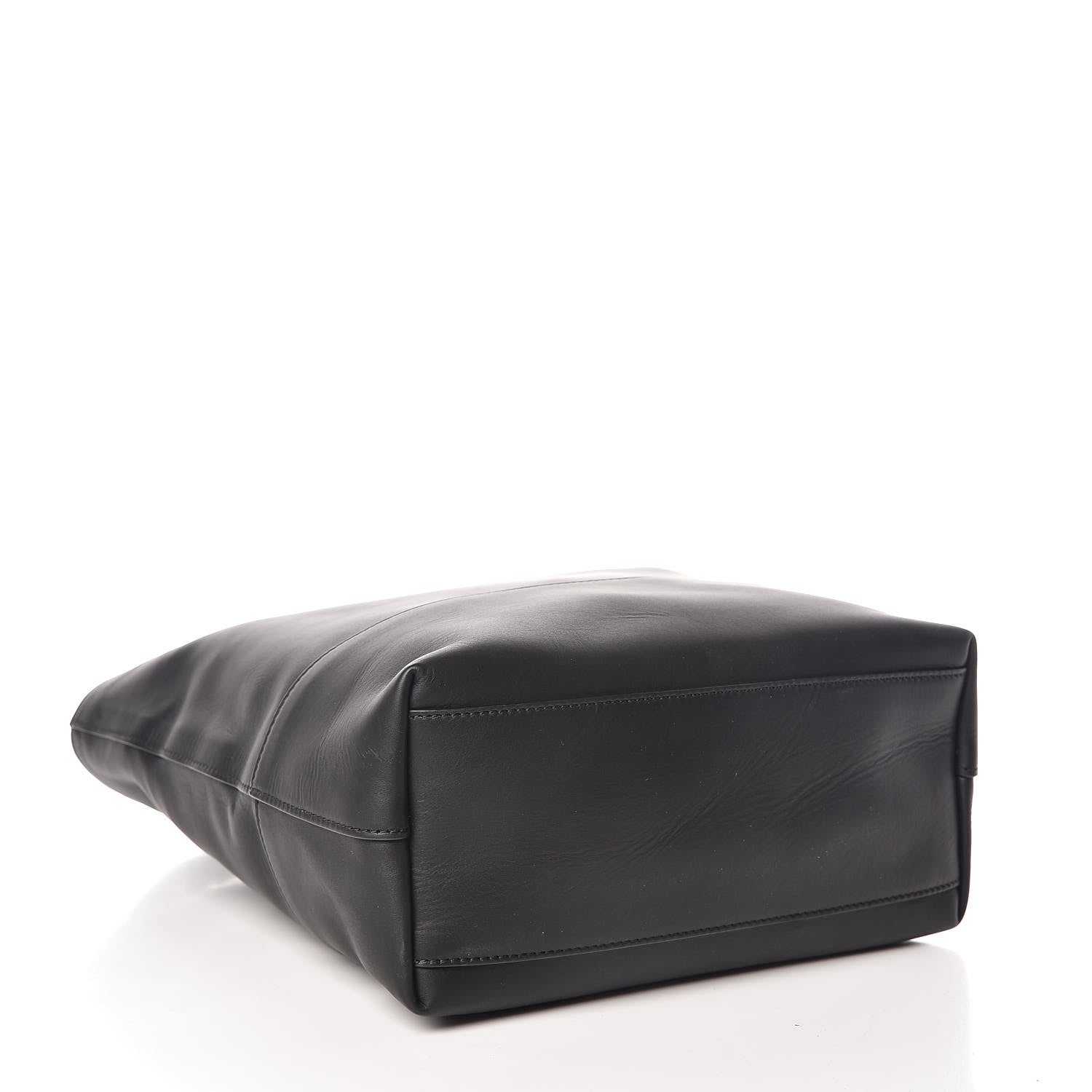 Bottega Veneta Smooth Matte Calfskin Bucket Bag Black 4 of 10