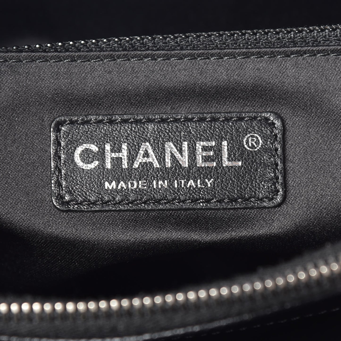 Caviar Quilted Grand Shopping Tote GST Black