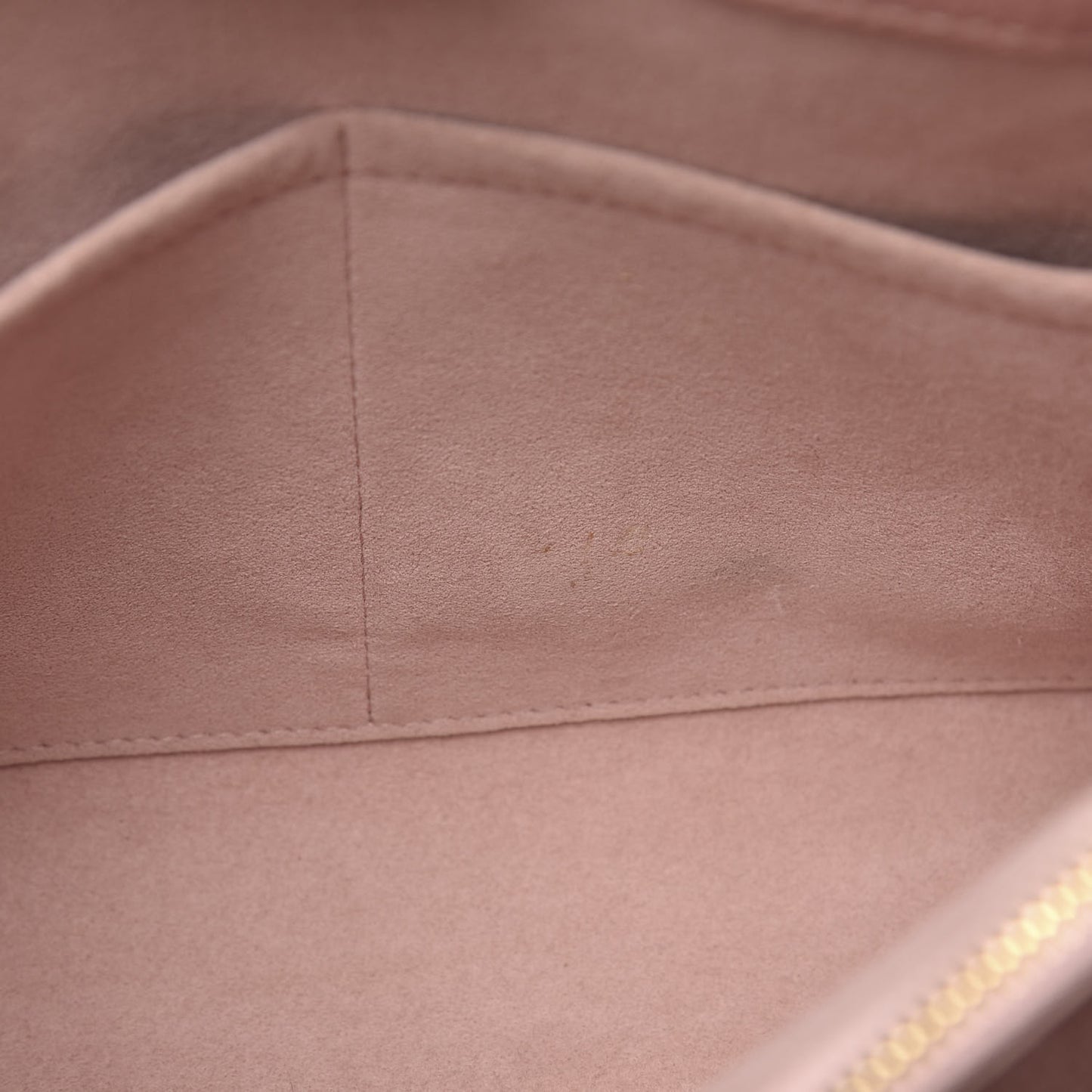 Damier Ebene Cuir Taurillon Brittany Magnolia