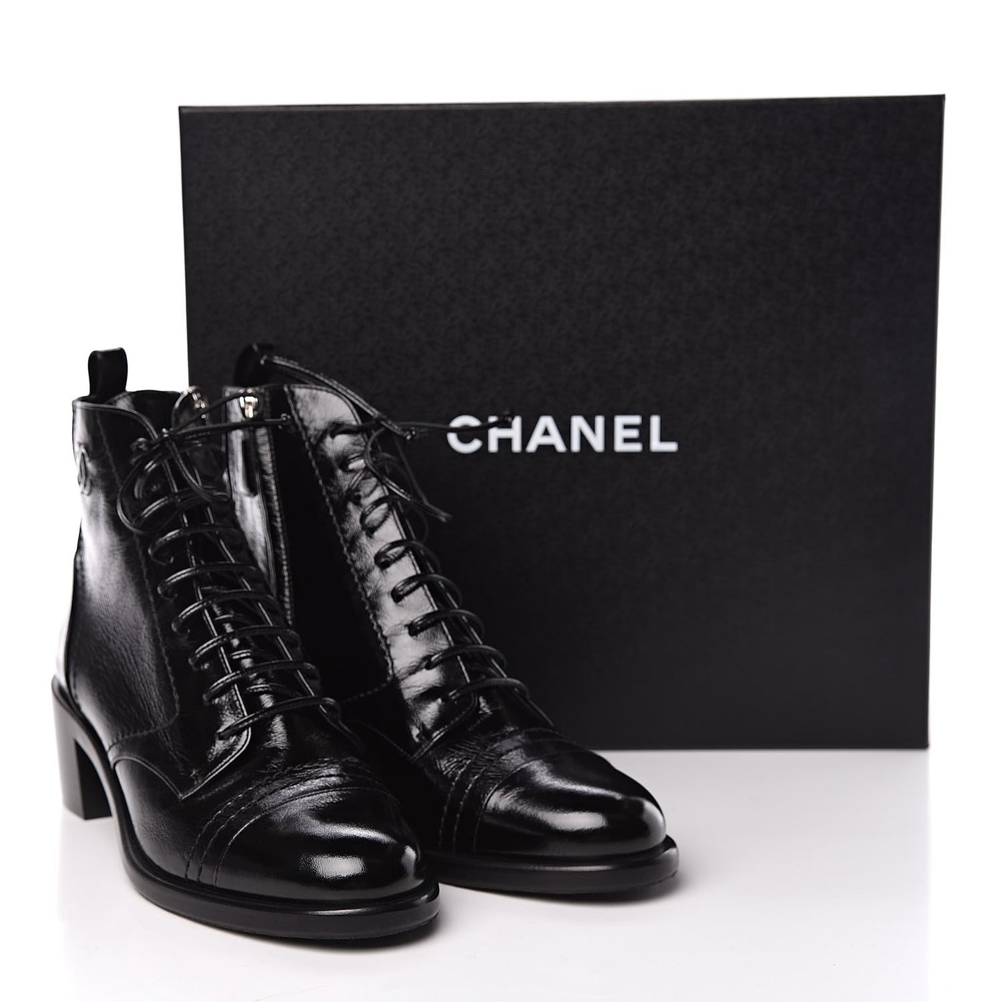 Shiny Lambskin Lace Up Combat Short Boots 39.5 Black