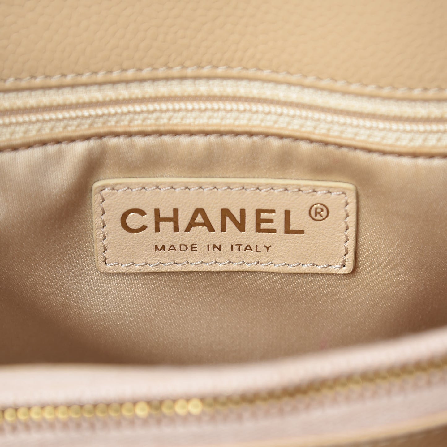 Caviar Quilted Grand Shopping Tote GST Beige Clair