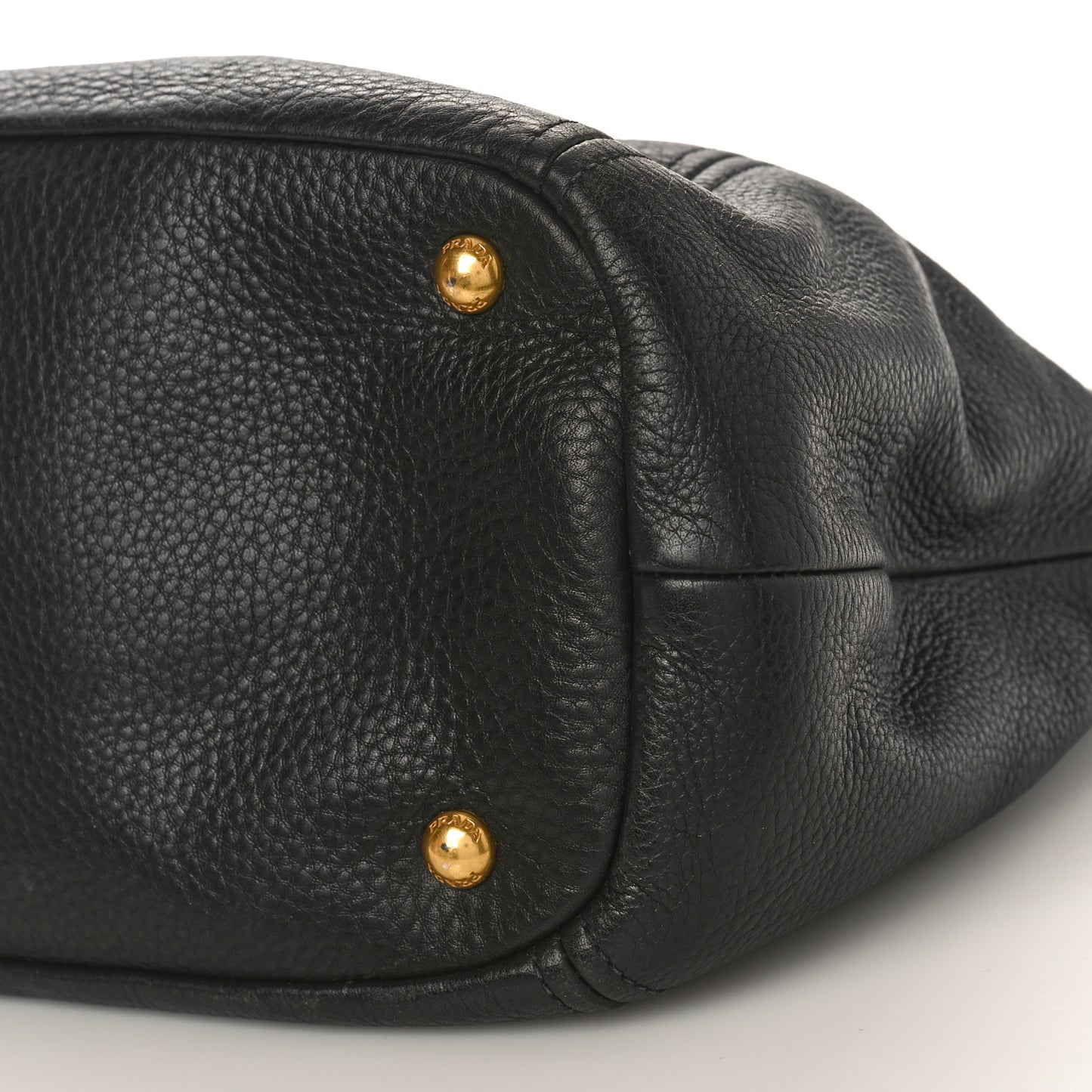 Vitello Daino Hobo Black