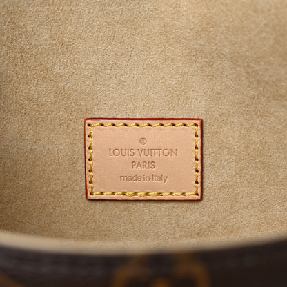 Louis Vuitton Monogram Saumur BB 6 of 8