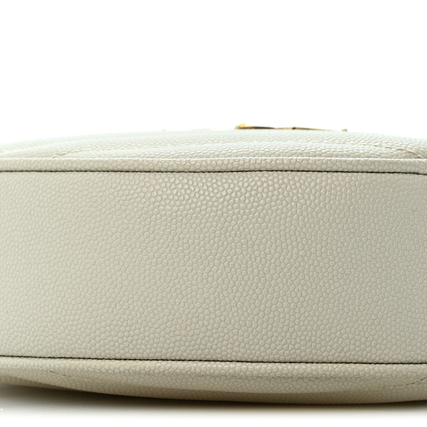 Grain De Poudre Matelasse Chevron Quilted Round Vinyle Camera Bag Crema Soft