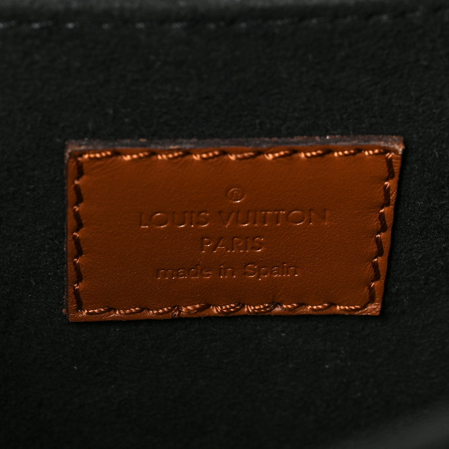 Reverse Monogram Dauphine MM