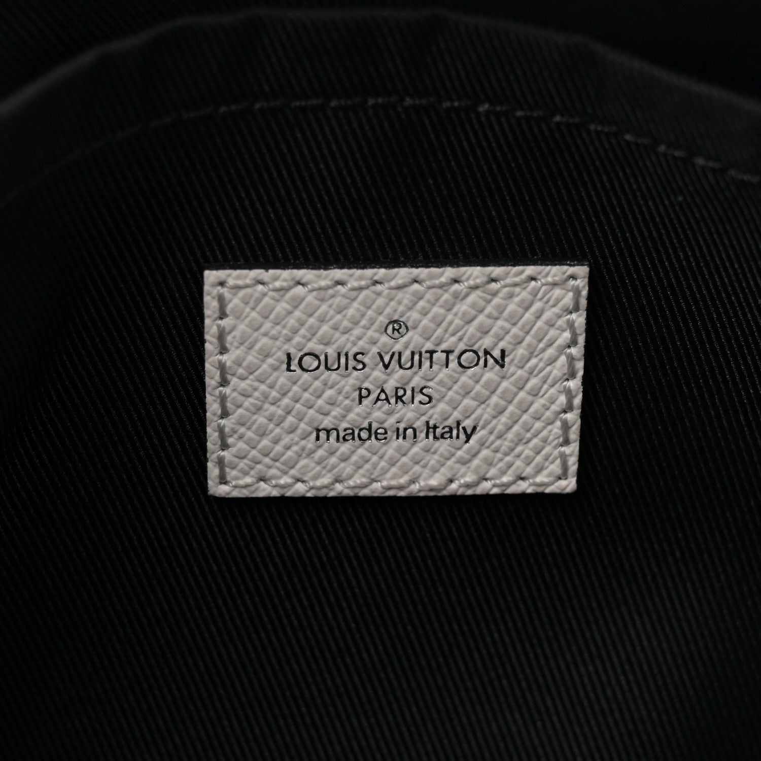 Louis Vuitton Taigarama Outdoor Messenger Antartica 6 of 9
