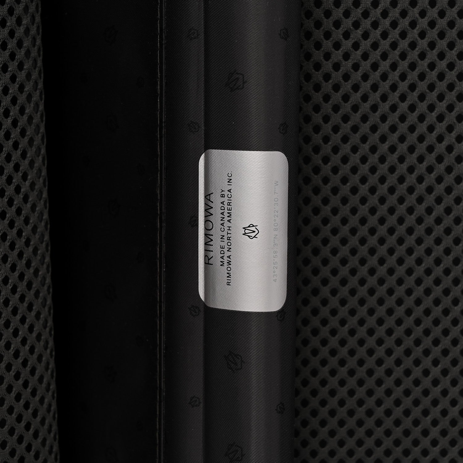 Rimowa Aluminum Classic Cabin Silver 6 of 10
