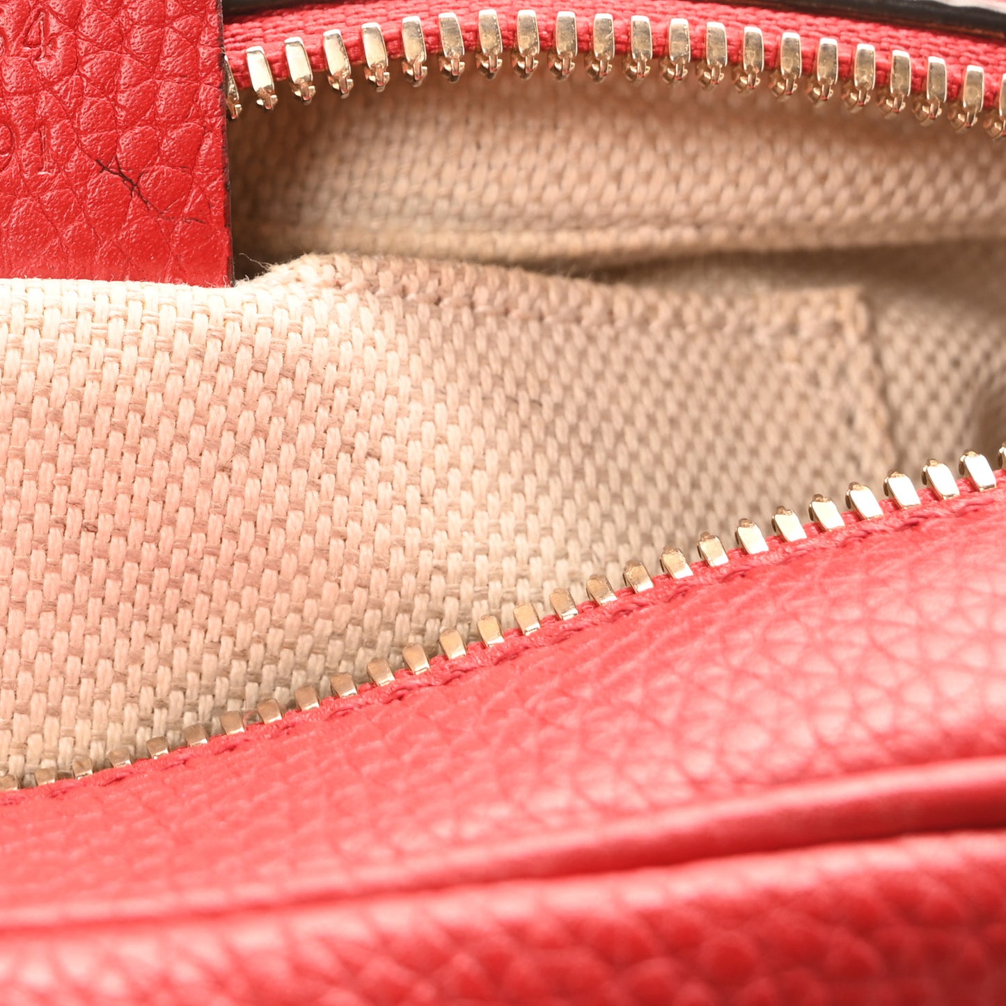 Pebbled Calfskin Small Soho Disco Bag Vibrant Red