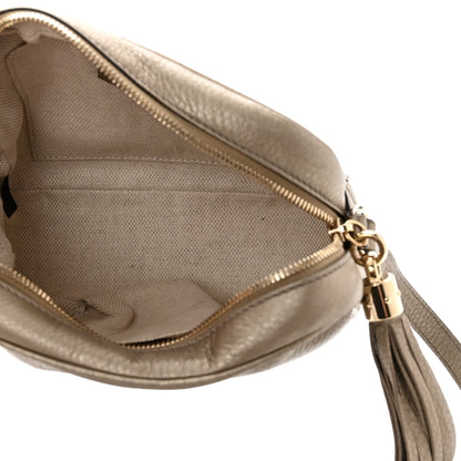 Gucci Metallic Pebbled Calfskin Small Soho Disco Bag Golden Beige 5 of 12