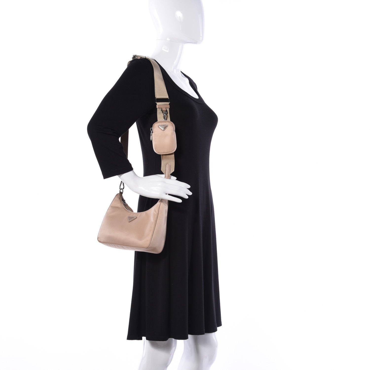 Prada Nylon Re-Edition 2005 Shoulder Bag Cammeo 2 of 16