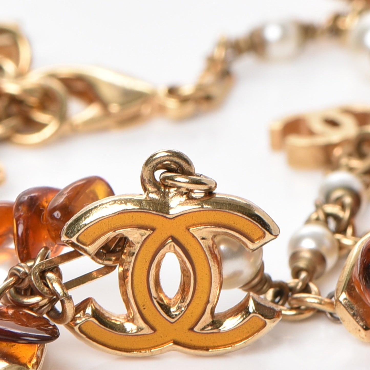 Pearl Amber CC Bracelet Gold