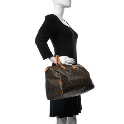 Louis Vuitton Monogram Speedy 35 2 of 9