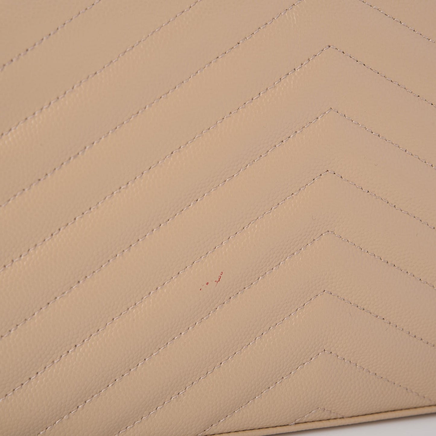 Grain De Poudre Matelasse Chevron Monogram Chain Wallet Nude Powder