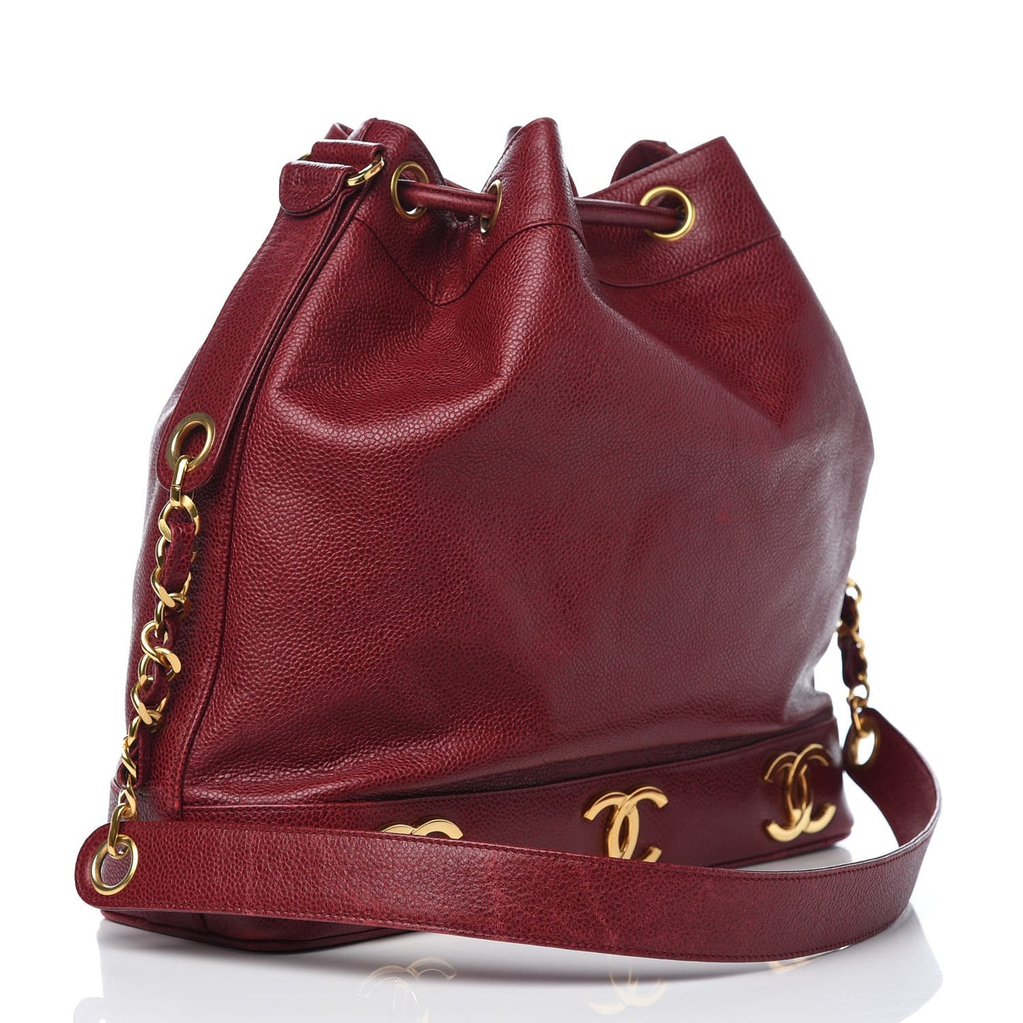Caviar CC Drawstring Shoulder Bag Red