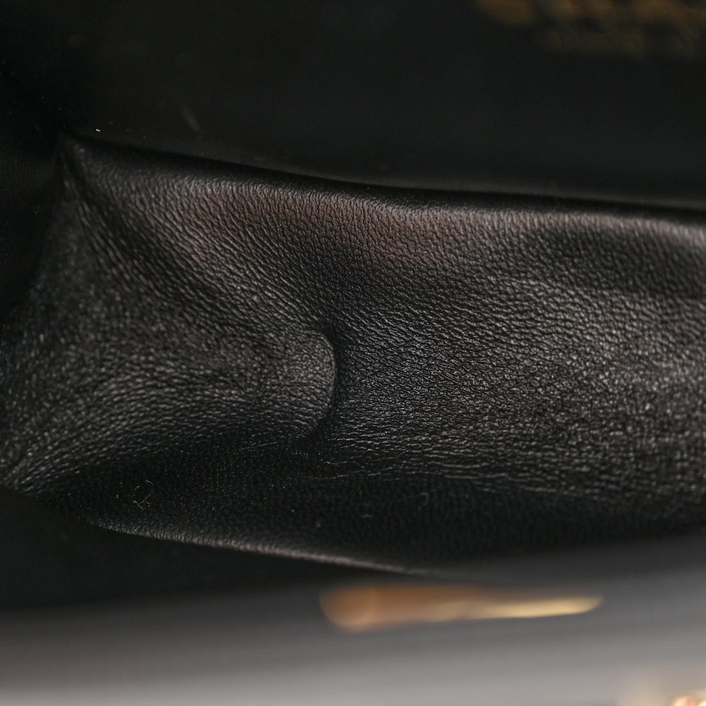 Caviar Chevron Quilted Small Boy Flap Black