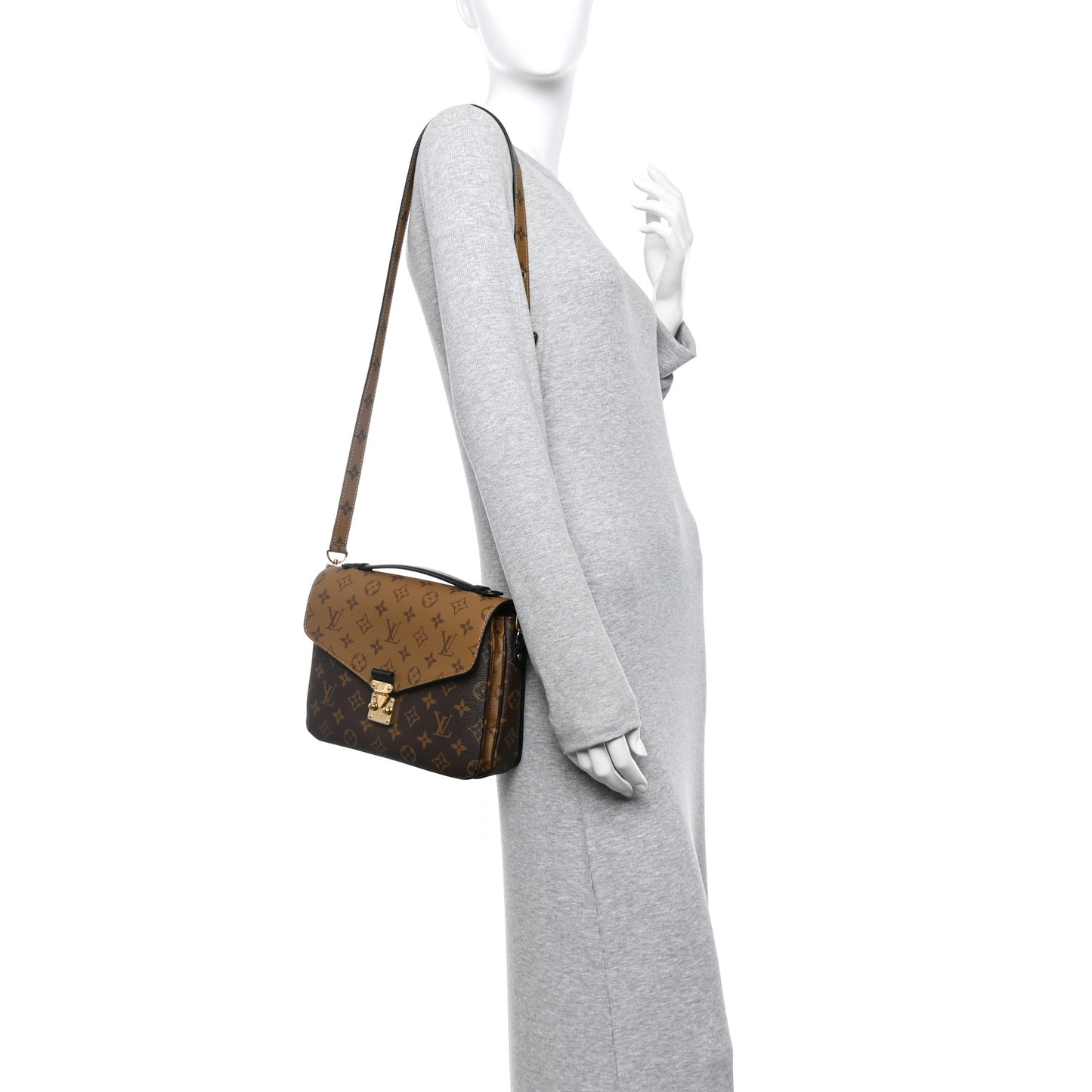 Reverse Monogram Pochette Metis