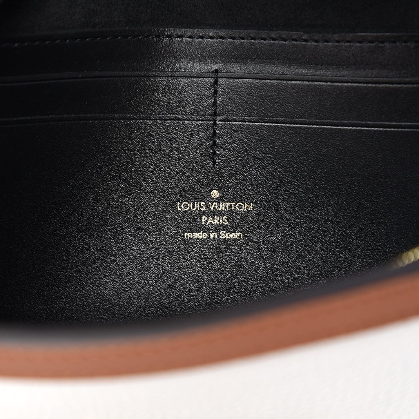 Taurillon Dauphine Bumbag Blackberry Snow