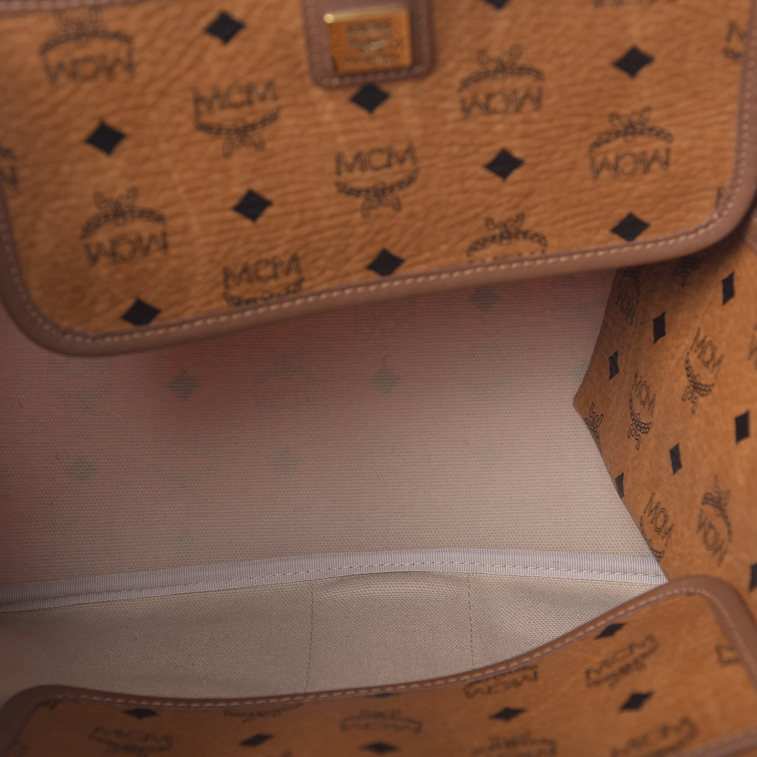 MCM Visetos Crocodile Embossed Medium Liz Shopper Tote Cognac 5 of 15