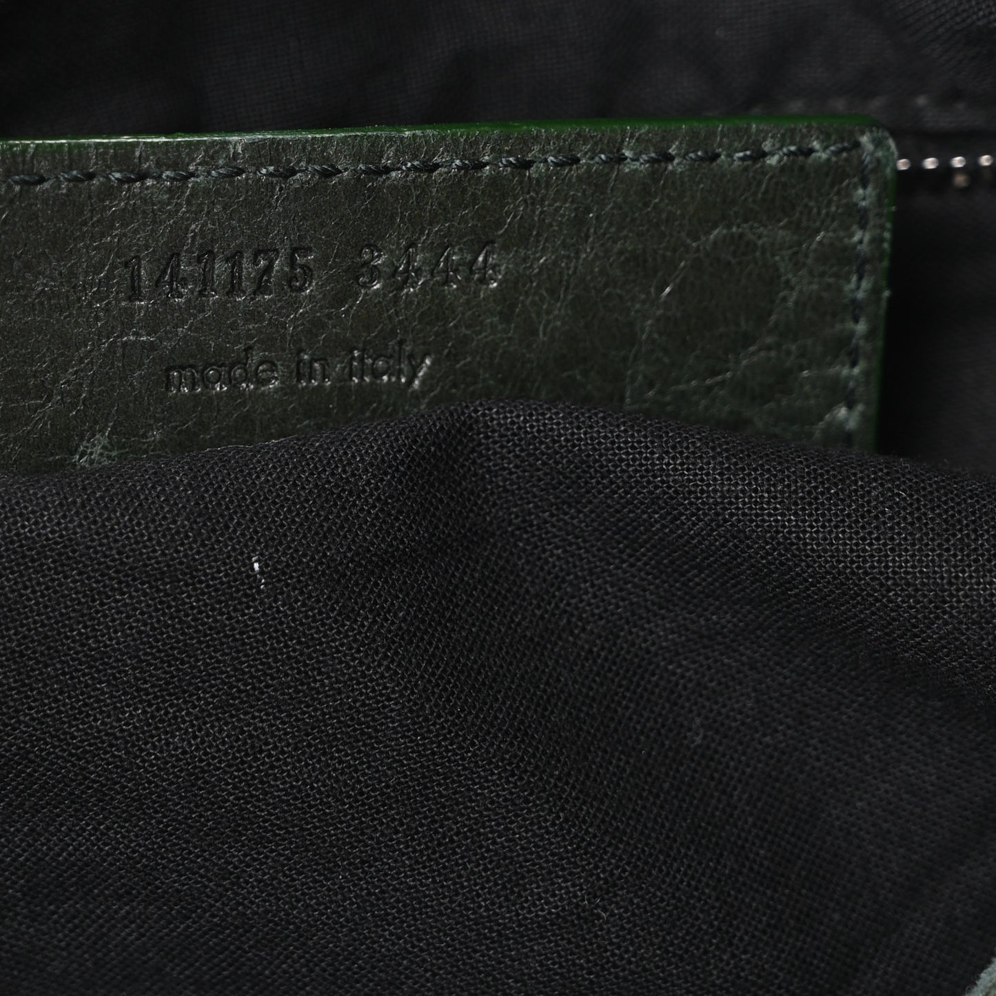 Agneau Classic Hardware Day Hobo Green
