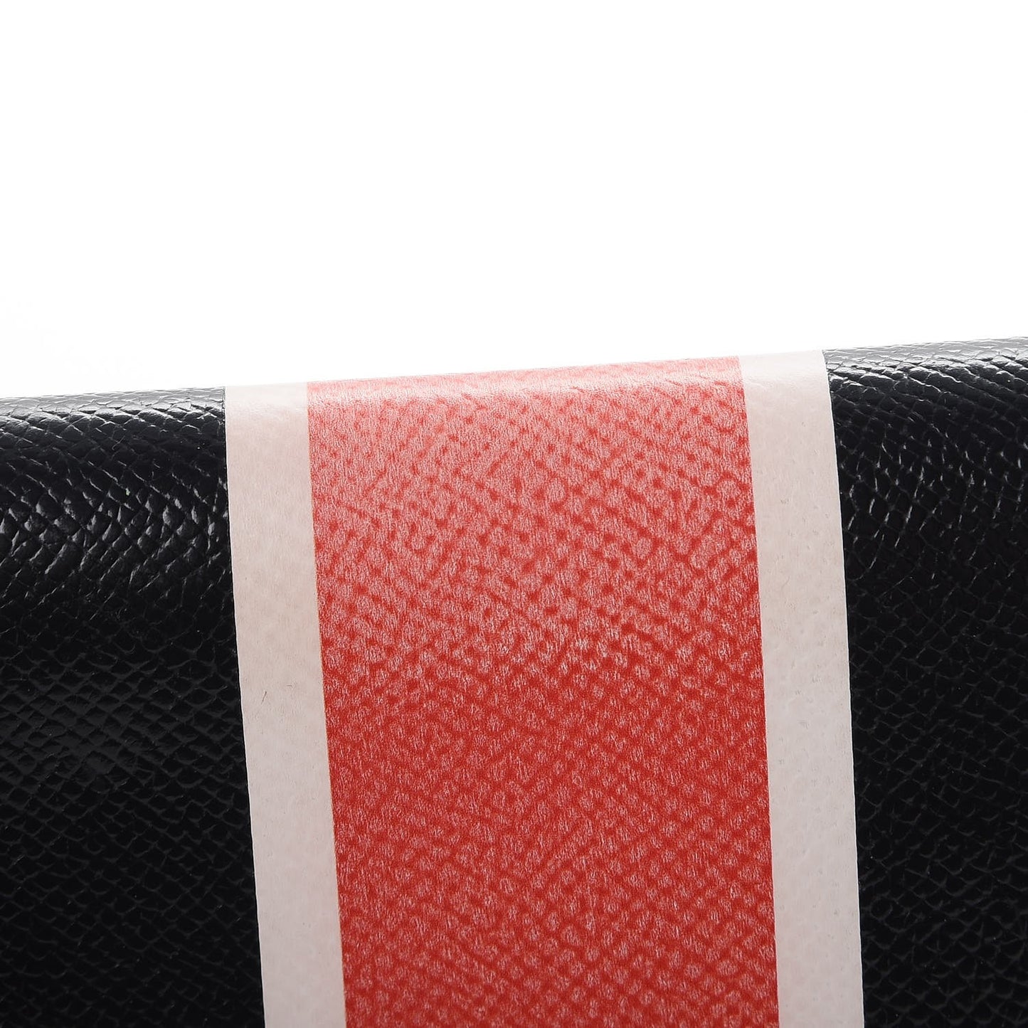 Textured Coated Canvas 17 Print Travel Zipped Wallet Black