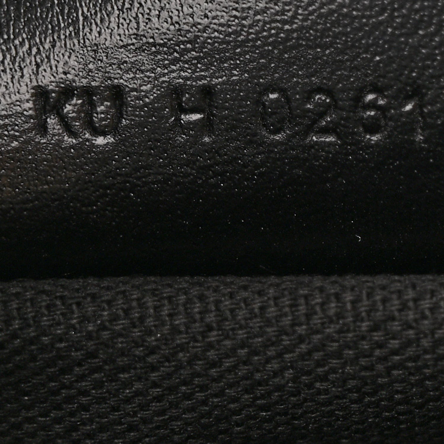 Givenchy Shiny Lord Calfskin Medium Antigona Black 7 of 11