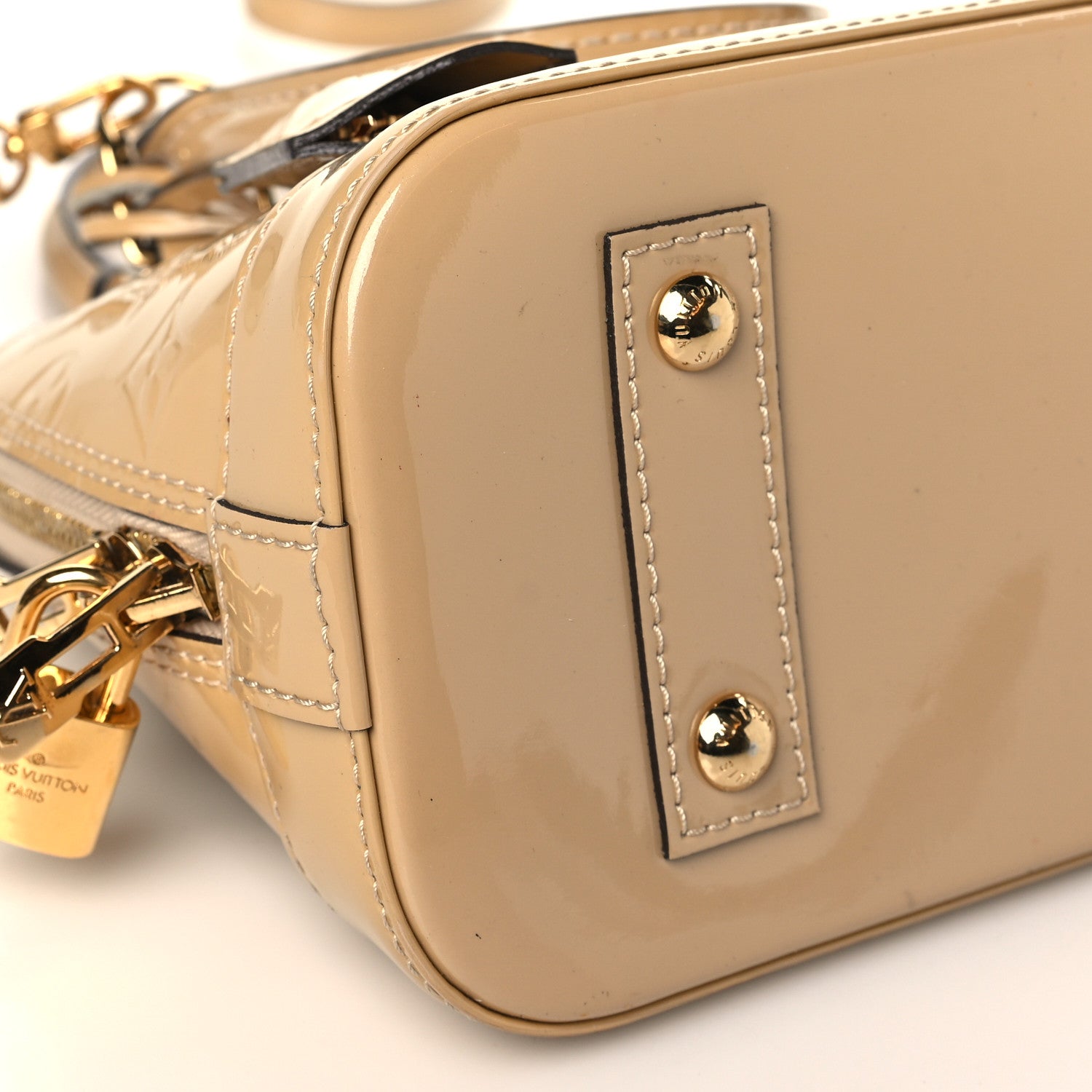Louis Vuitton Vernis Alma BB Dune 7 of 12